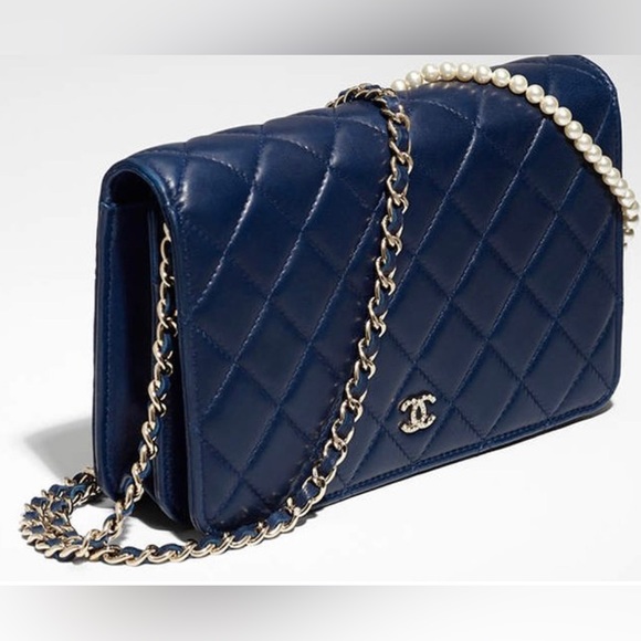 NWT Chanel Pearl Wallet On Chain Navy - Picture 4 of 13